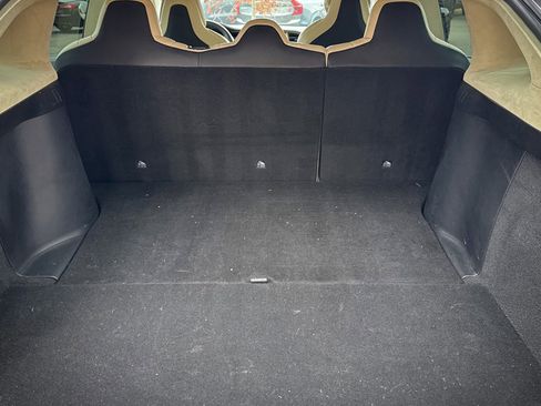 Used 2018 Tesla Model X 100D image 8