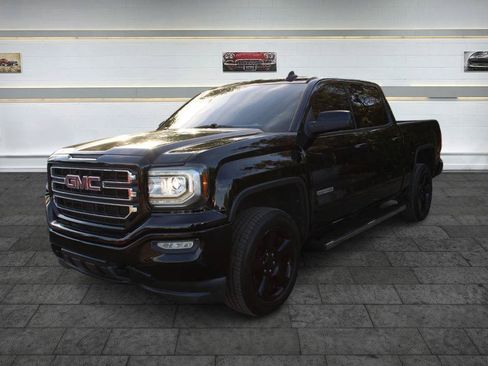 Used 2017 GMC Sierra 1500 SLE w/ SLE Value Package RWD image 3