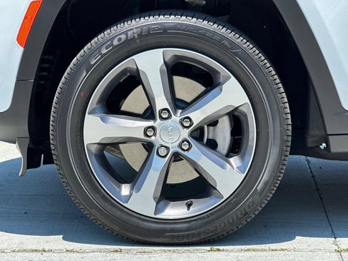 New 2026 Jeep Grand Cherokee L Limited AWD/4WD image 26