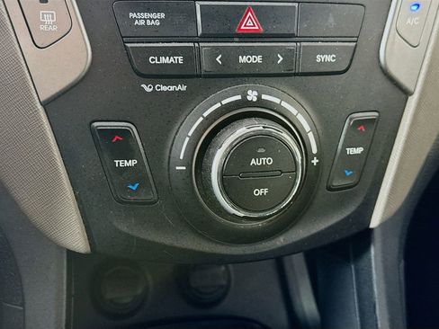 Used 2017 Hyundai Santa Fe Sport image 17