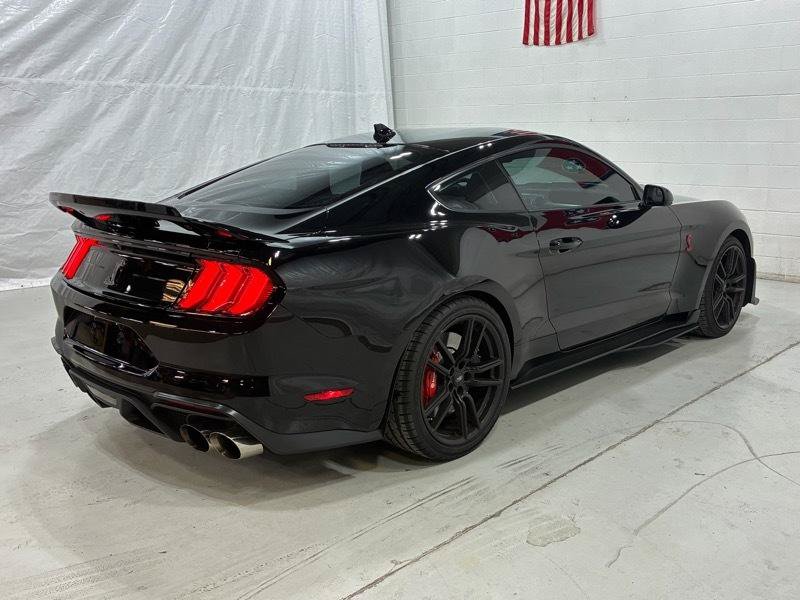 Used 2020 Ford Mustang Shelby GT500 w/ Technology Package RWD image 5