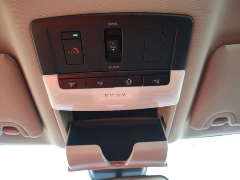 Used 2025 Nissan Altima 2.5 SL image 35