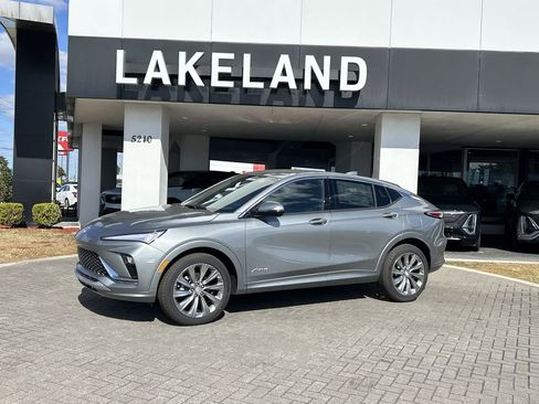 New 2026 Buick Envista Avenir image 2