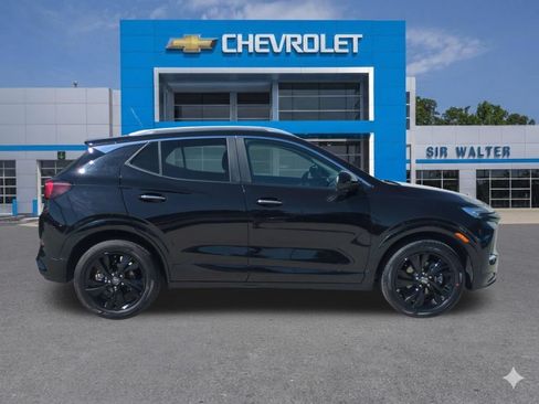 Used 2024 Buick Encore GX Sport Touring FWD image 7