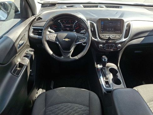Used 2020 Chevrolet Equinox LT FWD image 11