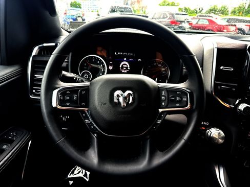 Used 2025 RAM 1500 Laramie AWD/4WD image 16