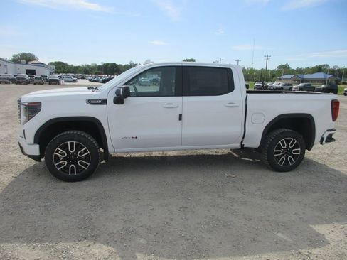 New 2026 GMC Sierra 1500 AT4 AWD/4WD image 9