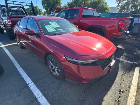 Used 2024 Honda Accord EX image 2