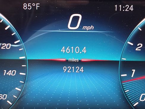 Used 2021 Mercedes-Benz GLA 250 4MATIC image 22
