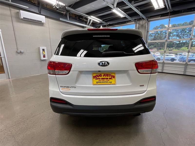 Used 2018 Kia Sorento AWD image 4