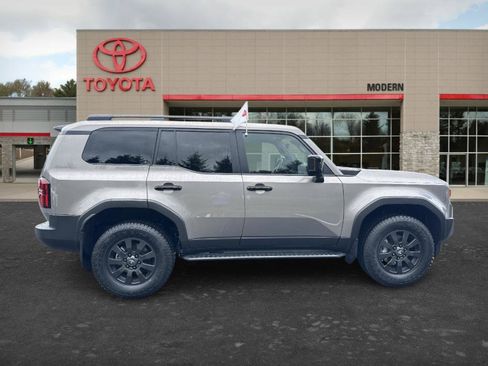 Certified 2025 Toyota Land Cruiser w/ Premium Package AWD/4WD image 7