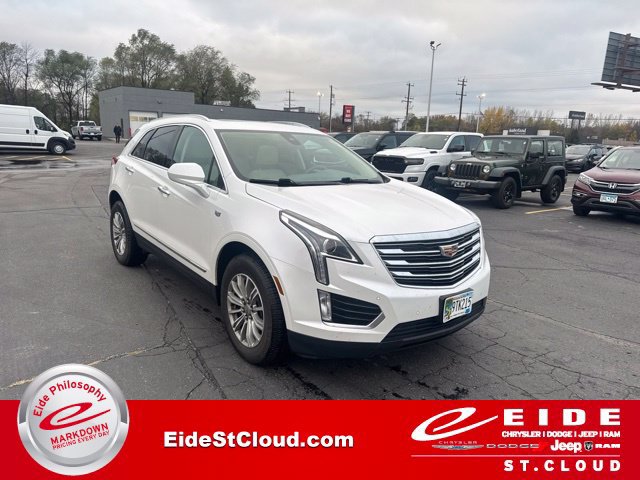 Used 2017 Cadillac XT5 Luxury w/ Driver Awareness Package AWD/4WD image 1