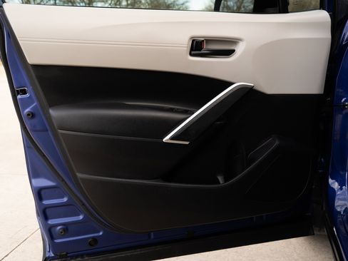 Used 2022 Toyota Corolla Cross LE image 36