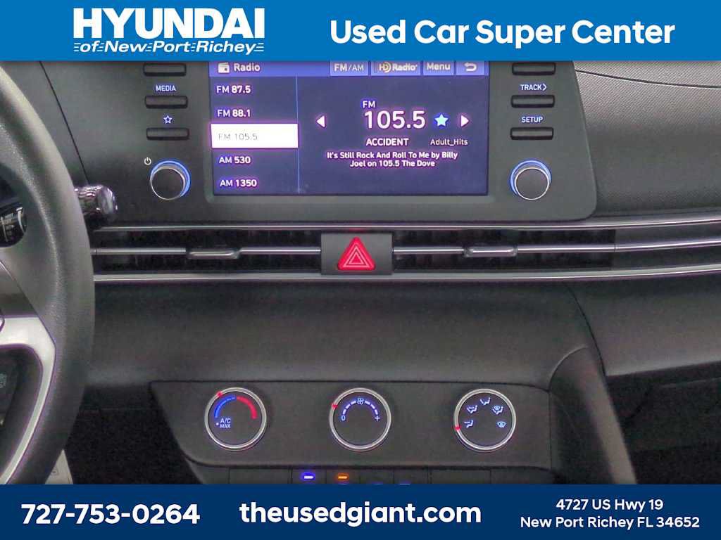 Used 2025 Hyundai Elantra SE w/ Cargo Package FWD image 18