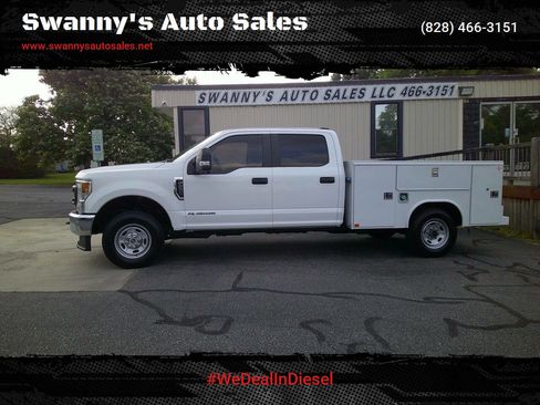 Used 2022 Ford F250 XL w/ Power Equipment Group image 1