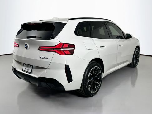 Used 2025 BMW X3 xDrive30i w/ M Sport Package image 5