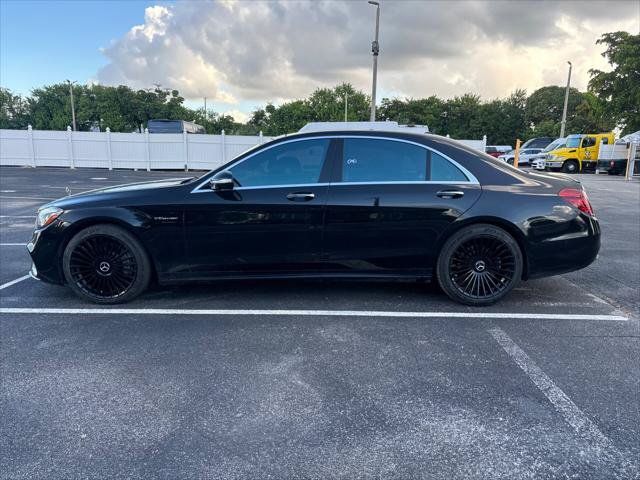 Used 2018 Mercedes-Benz S 560 Sedan w/ AMG Line Exterior image 3