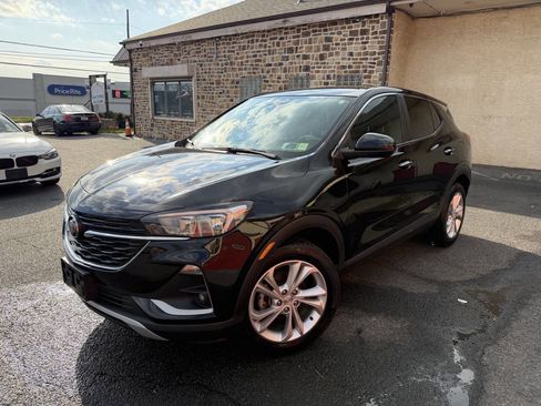 Used 2021 Buick Encore GX Preferred w/ Cold Weather Comfort Package image 2