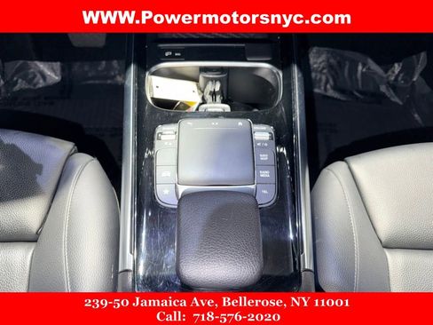 Used 2021 Mercedes-Benz GLA 250 4MATIC w/ Premium Package image 30