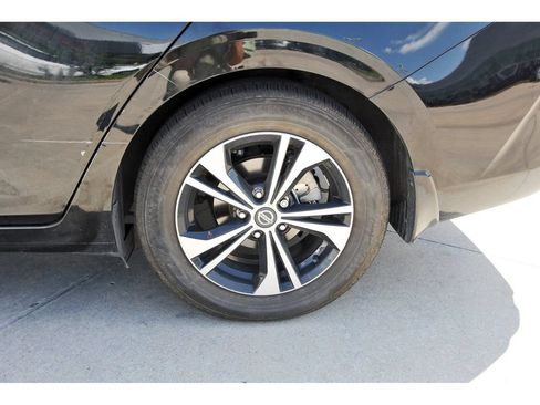 Used 2023 Nissan Sentra SV w/ All-Weather Package FWD image 9