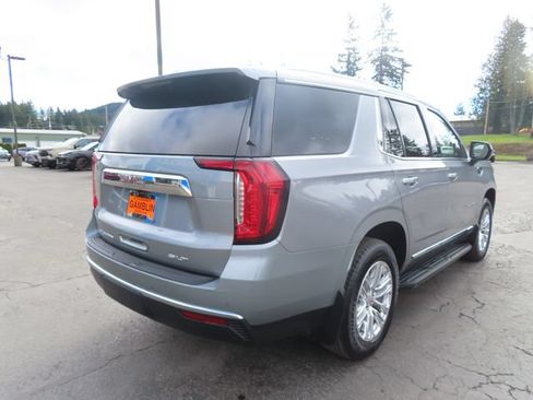 Used 2024 GMC Yukon SLT w/ Max Trailering Package AWD/4WD image 8