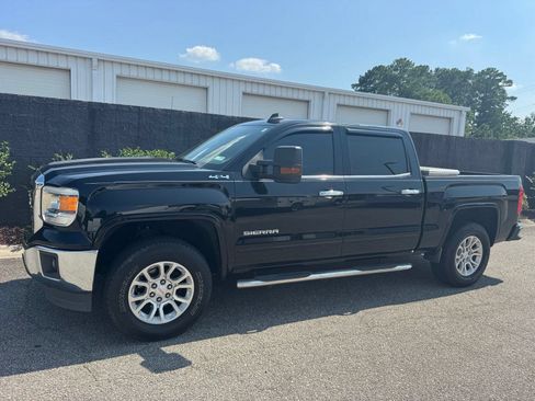 Certified 2015 GMC Sierra 1500 SLE w/ SLE Value Package AWD/4WD image 2