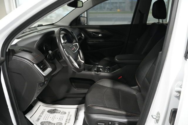 Used 2020 GMC Terrain SLT w/ Preferred Package AWD/4WD image 15