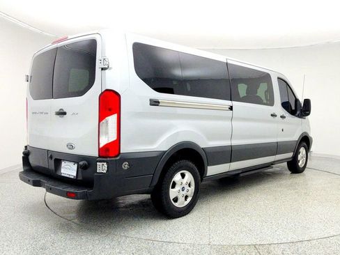 Used 2018 Ford Transit 350 XLT image 5