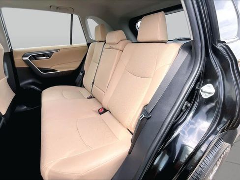 Used 2024 Toyota RAV4 XLE w/ Convenience Package FWD image 20