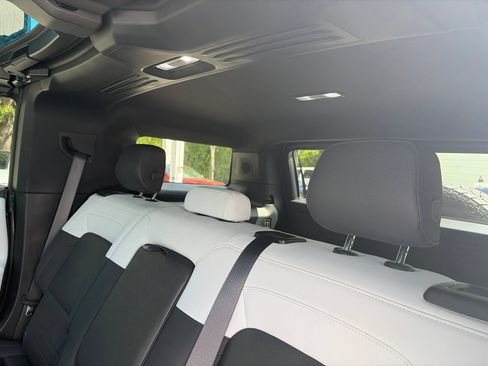 Used 2024 GMC Hummer EV 2X w/ LPO, Illumination Package AWD/4WD image 9