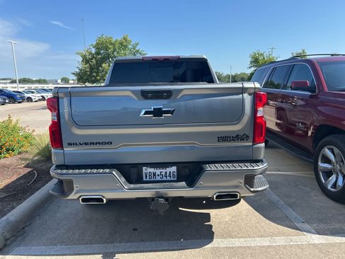 Used 2023 Chevrolet Silverado 1500 High Country w/ Technology Package AWD/4WD image 5