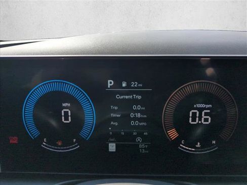 New 2026 Hyundai Tucson SEL image 11