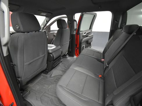 Used 2024 GMC Sierra 2500 SLE image 36