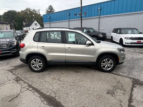Used 2015 Volkswagen Tiguan S FWD image 13
