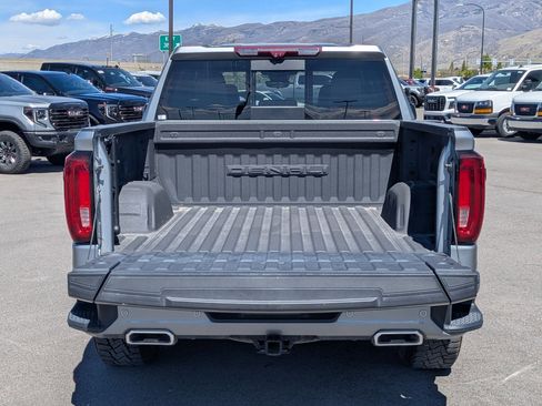 Used 2023 GMC Sierra 1500 Denali w/ Technology Package image 31