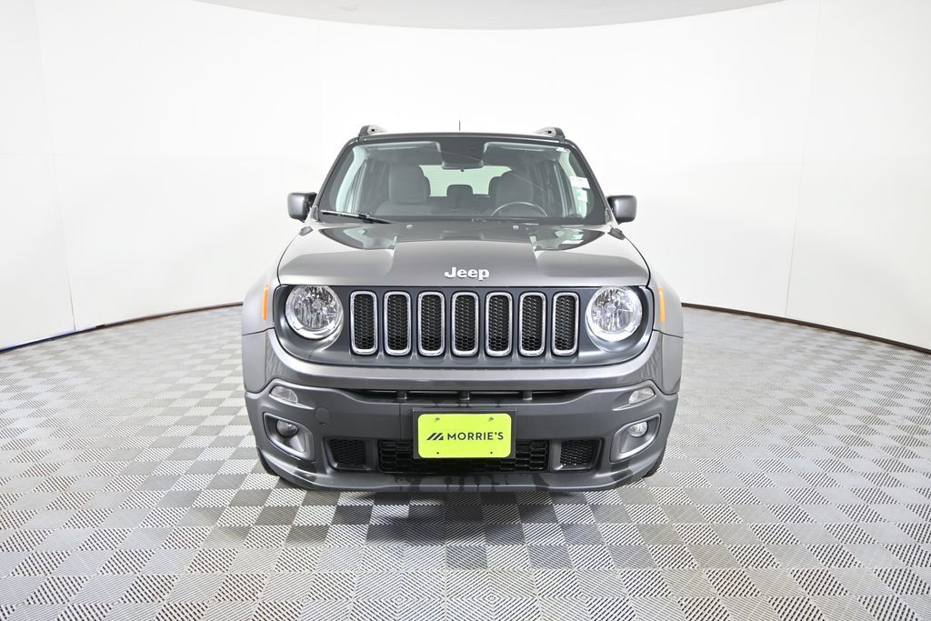 Used 2018 Jeep Renegade Latitude w/ Cold Weather Group AWD/4WD image 10