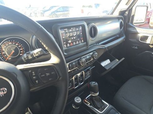 Certified 2022 Jeep Wrangler Unlimited Sport AWD/4WD image 25