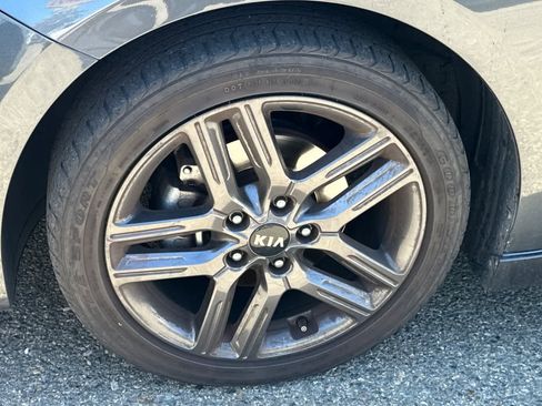 Used 2020 Kia Forte GT-Line FWD image 10