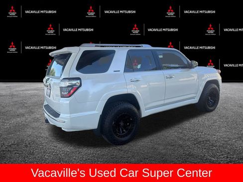 Used 2017 Toyota 4Runner Limited AWD/4WD image 5