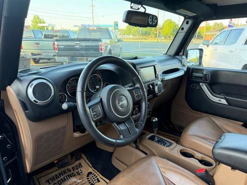 Used 2015 Jeep Wrangler Unlimited Sahara w/ Dual Top Group image 14