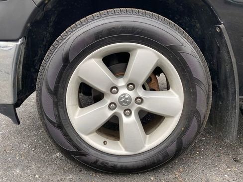 Used 2016 RAM 1500 ST w/ SXT Appearance Group image 18