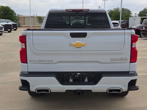 Used 2026 Chevrolet Silverado 1500 High Country image 4