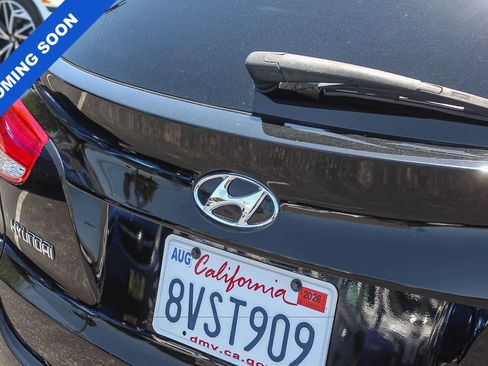 Used 2011 Hyundai Tucson Limited AWD/4WD image 9