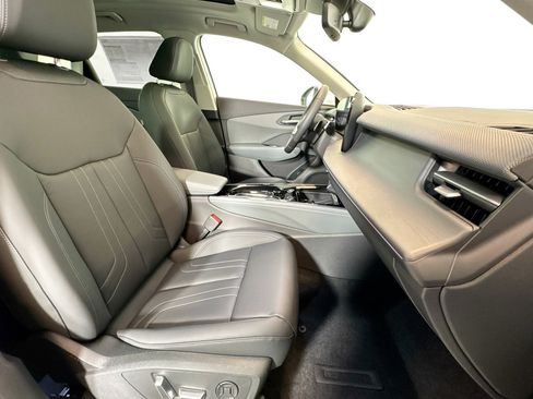 New 2026 Audi Q3 quattro 2.0T AWD/4WD image 26