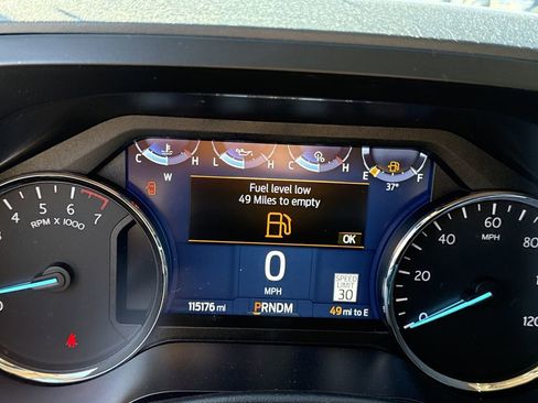 Used 2022 Ford Expedition XLT image 28