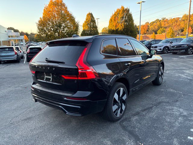 Used 2024 Volvo XC60 T8 Ultimate w/ Protection Package Premier AWD/4WD image 19