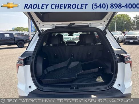 Certified 2025 Chevrolet Equinox LT w/ Convenience Package II AWD/4WD image 14