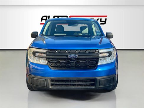 Used 2022 Ford Maverick XLT image 2