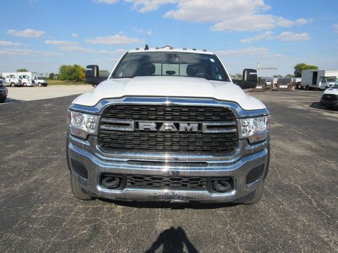 Used 2024 RAM 4500 SLT w/ Quick Order Package 2YG SLT image 10