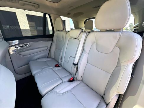 New 2027 Volvo XC90 B6 Ultra AWD/4WD image 12